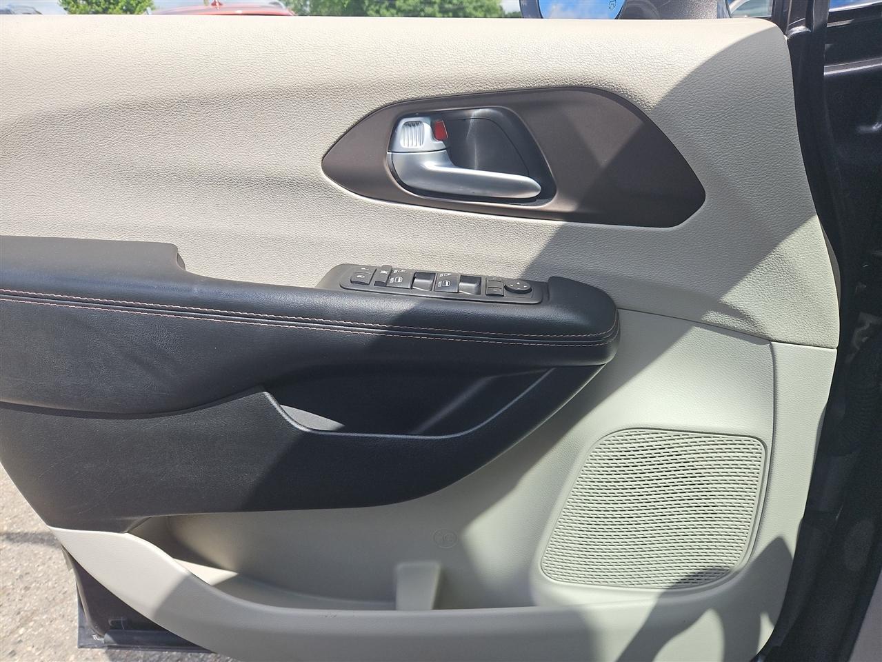 Chrysler Pacifica Touring-L Plus 2017