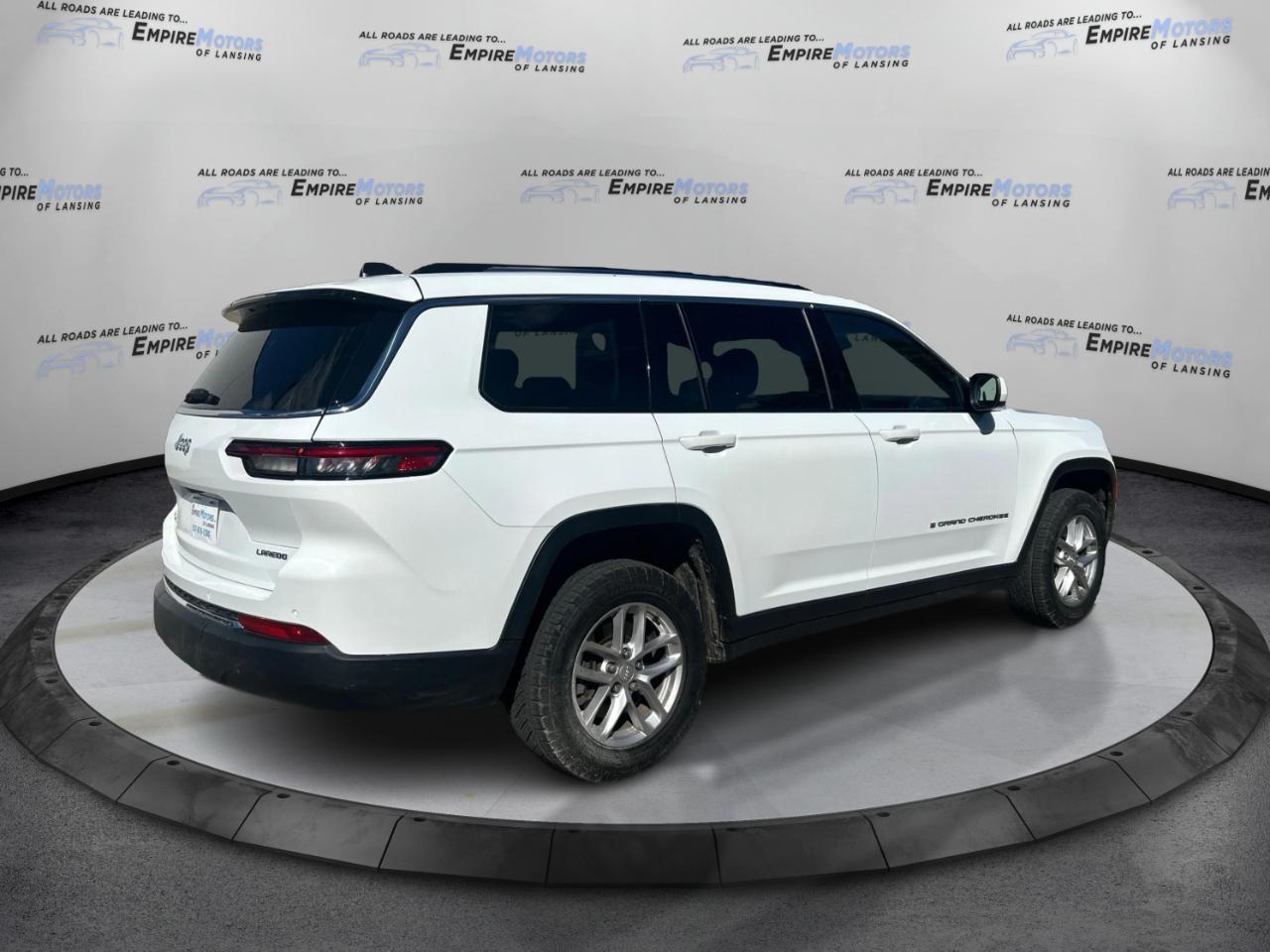 Jeep Grand Cherokee L Laredo 4WD 2022