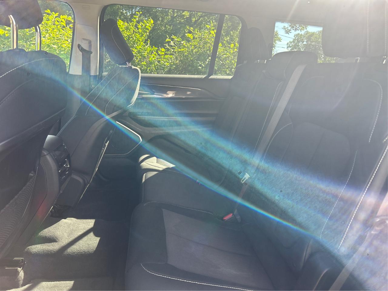 Jeep Grand Cherokee L Laredo 4WD 2022