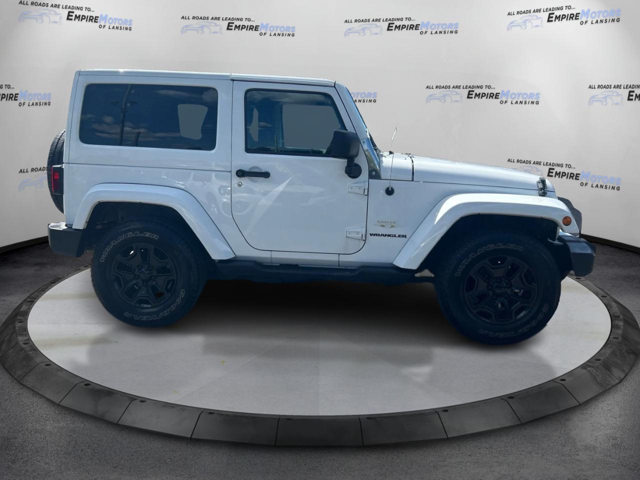 Jeep Wrangler Sahara 4WD 2011