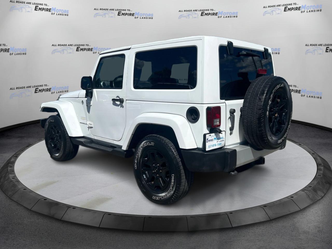 Jeep Wrangler Sahara 4WD 2011