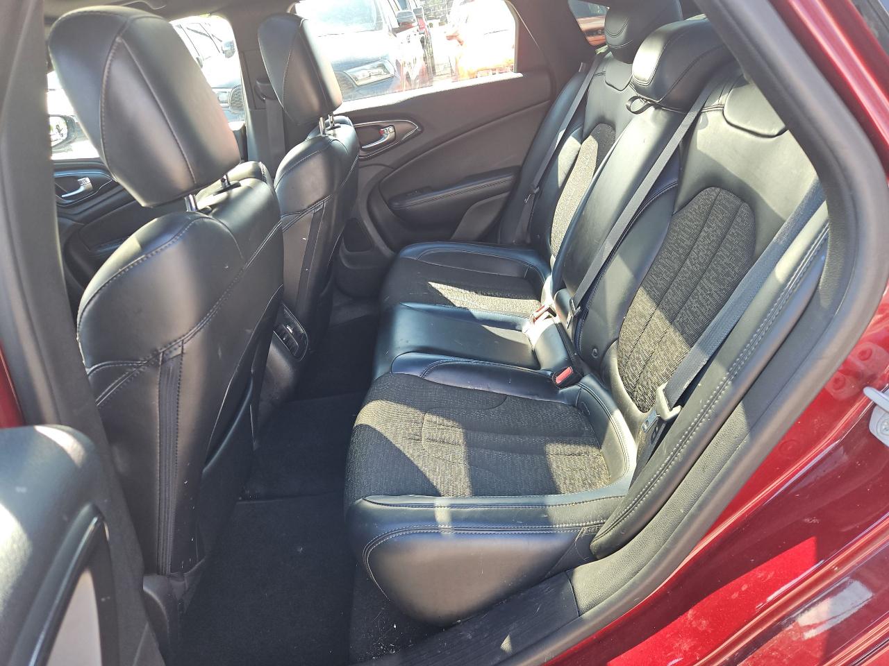 Chrysler 200 S AWD 2016