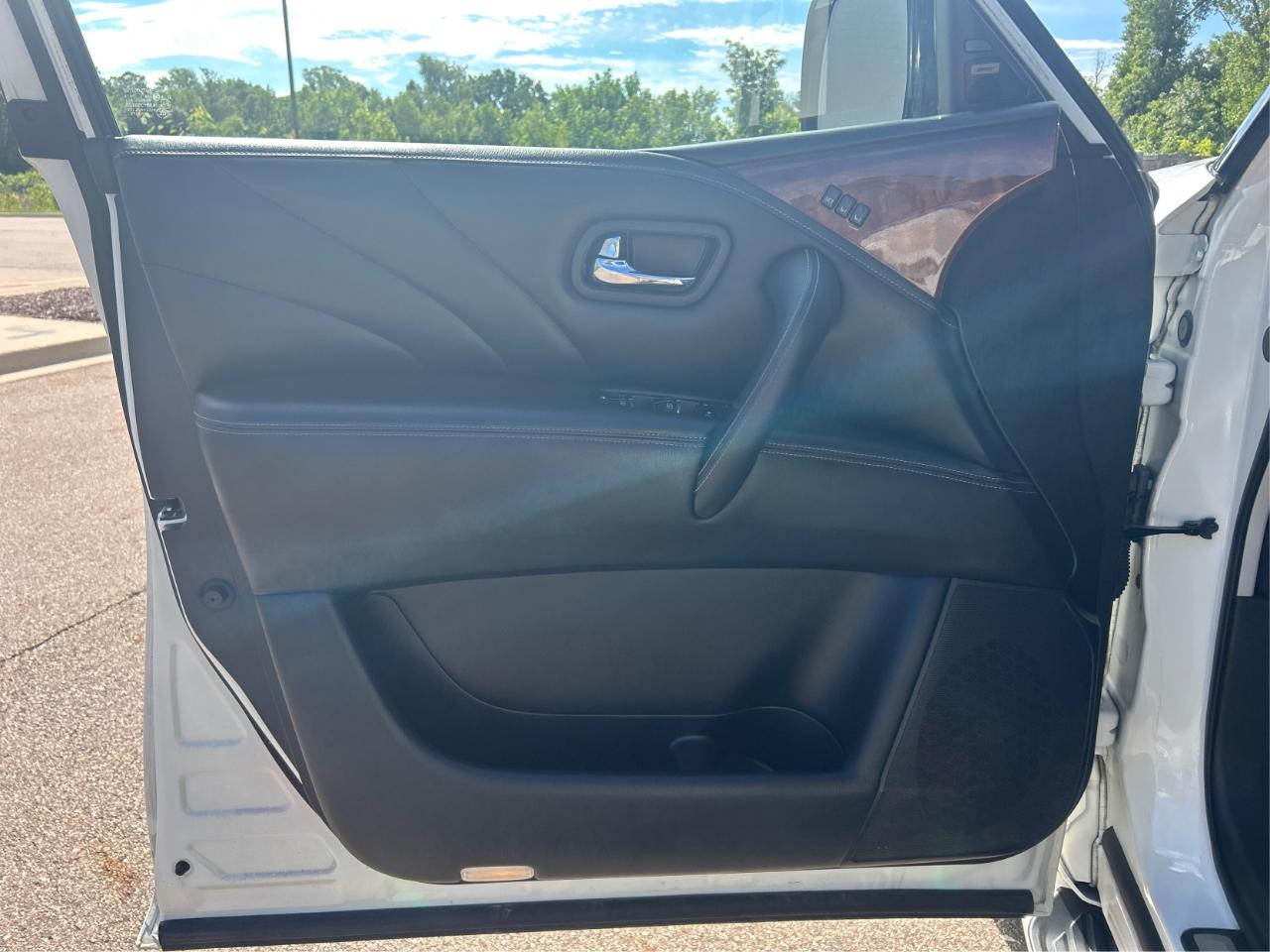Infiniti QX80 4WD 2016