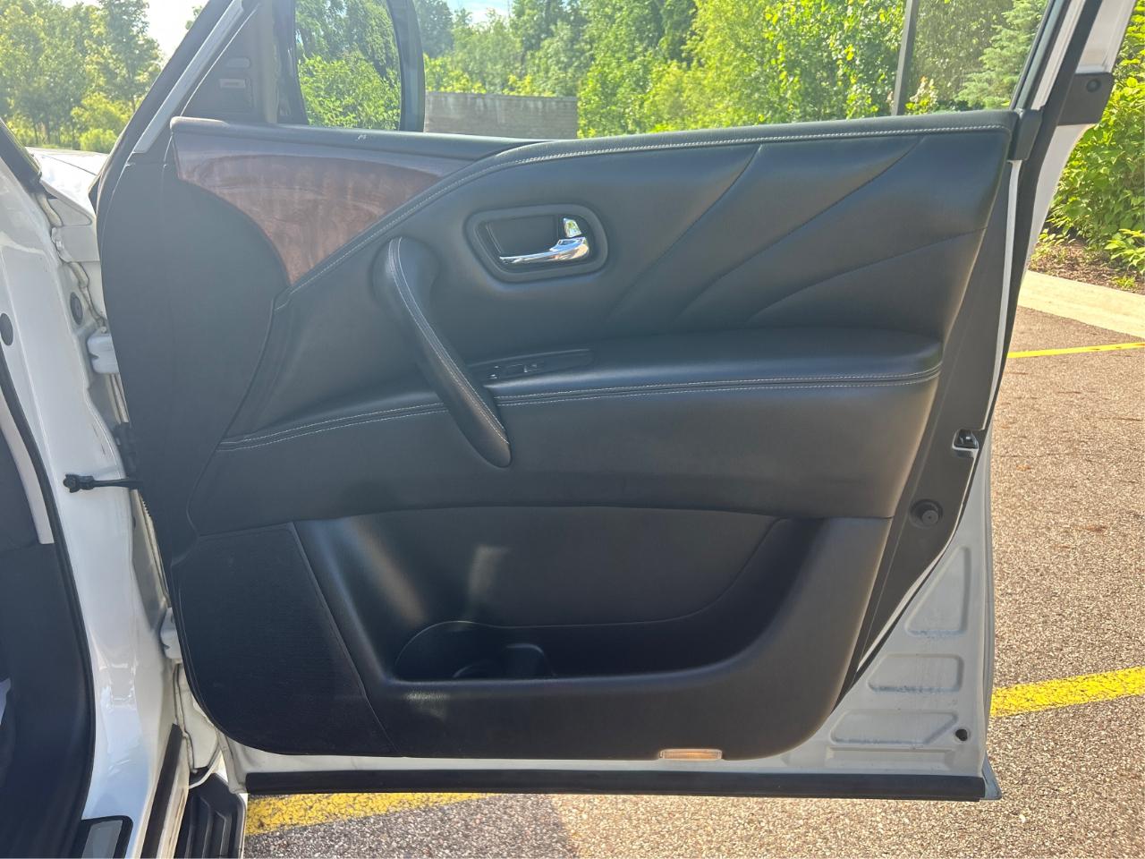 Infiniti QX80 4WD 2016