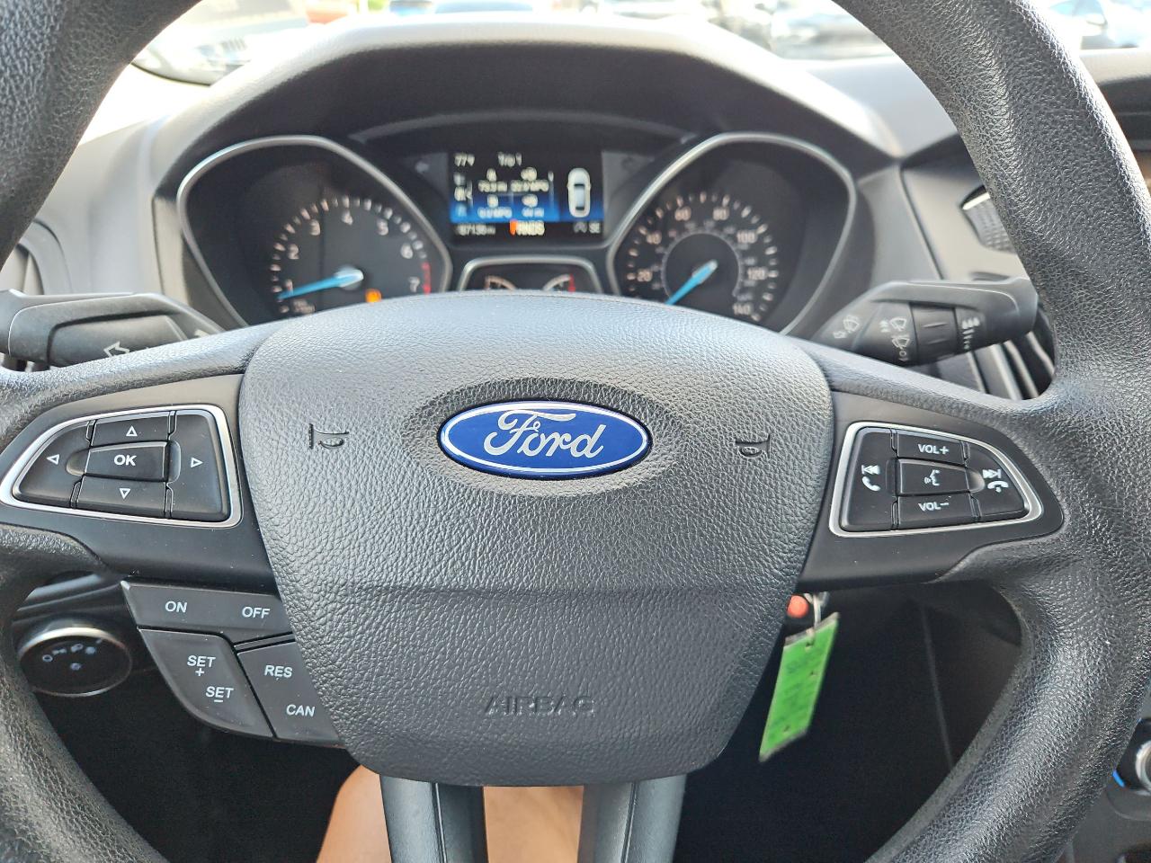 Ford Focus SE Sedan 2016