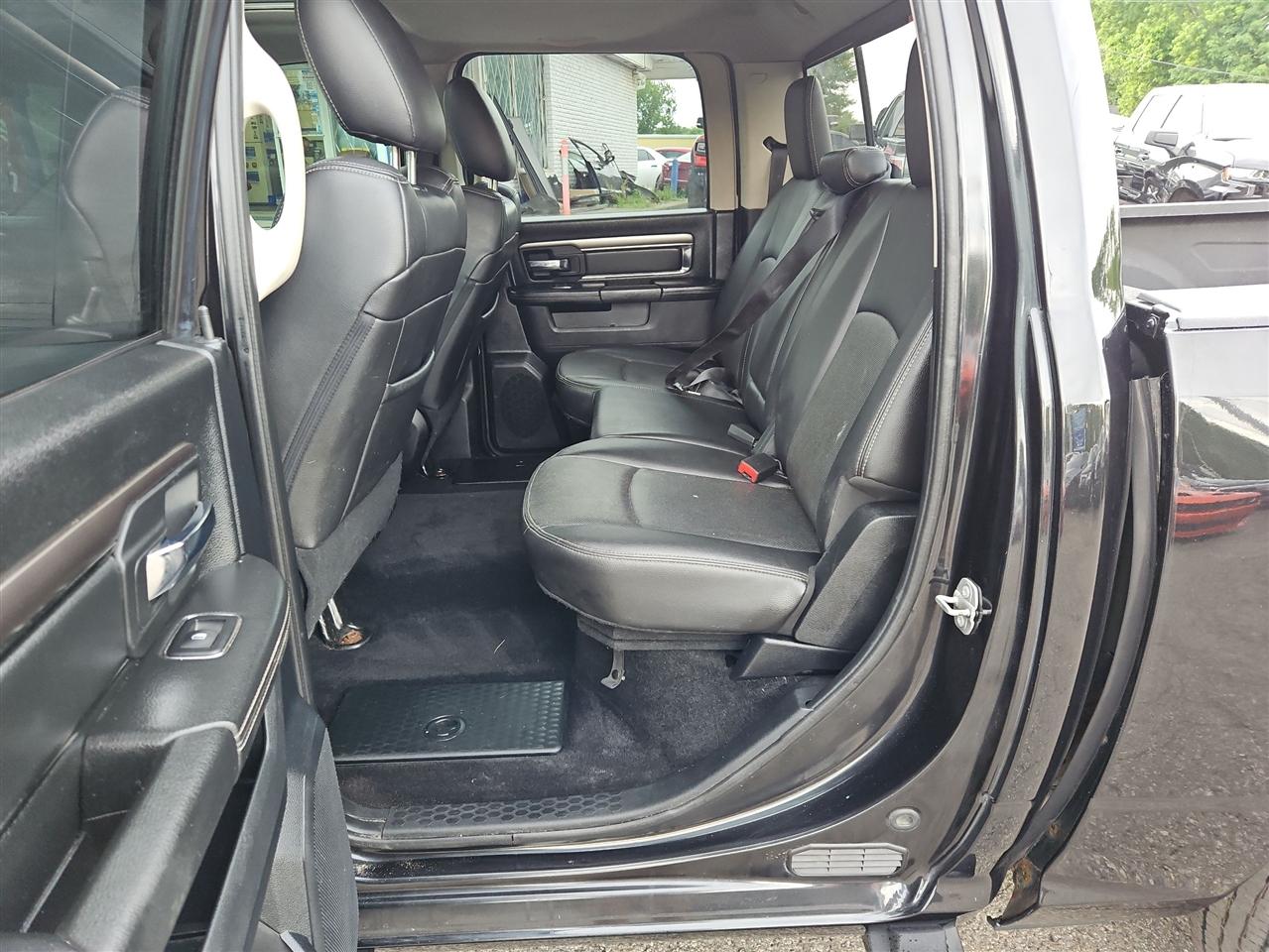 RAM 1500 Sport Crew Cab SWB 4WD 2017