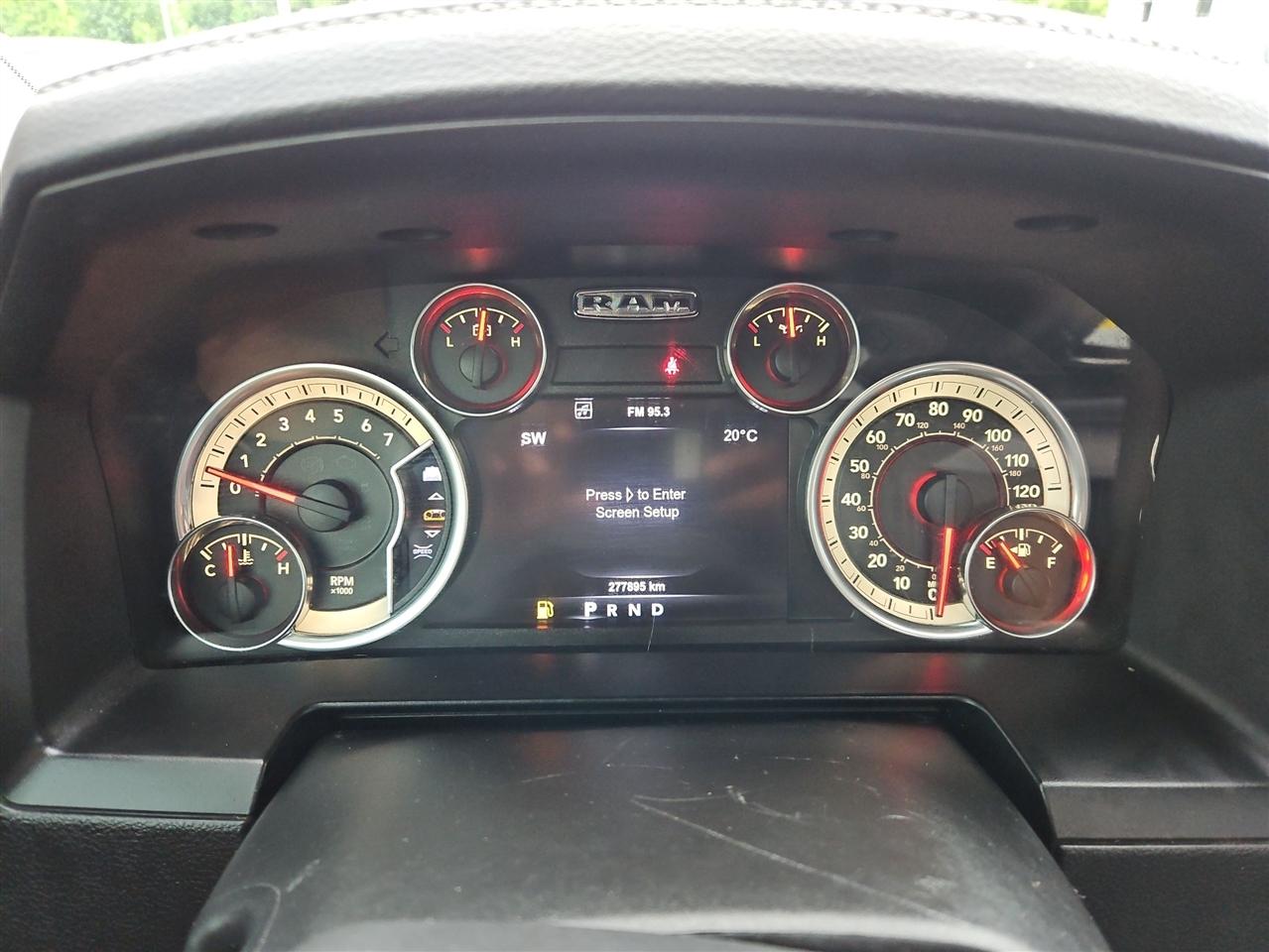 RAM 1500 Sport Crew Cab SWB 4WD 2017