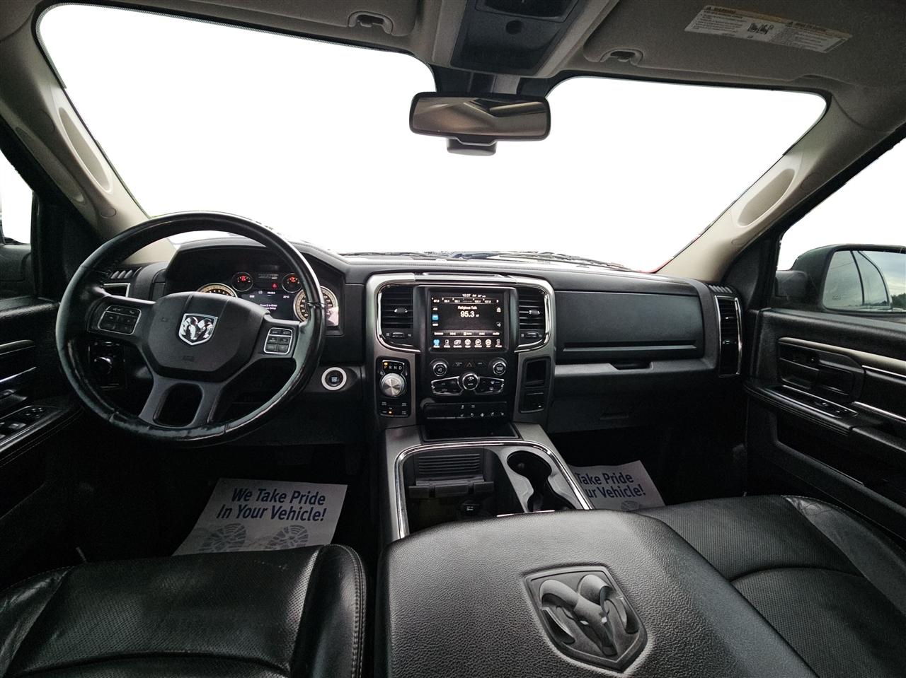 RAM 1500 Sport Crew Cab SWB 4WD 2017
