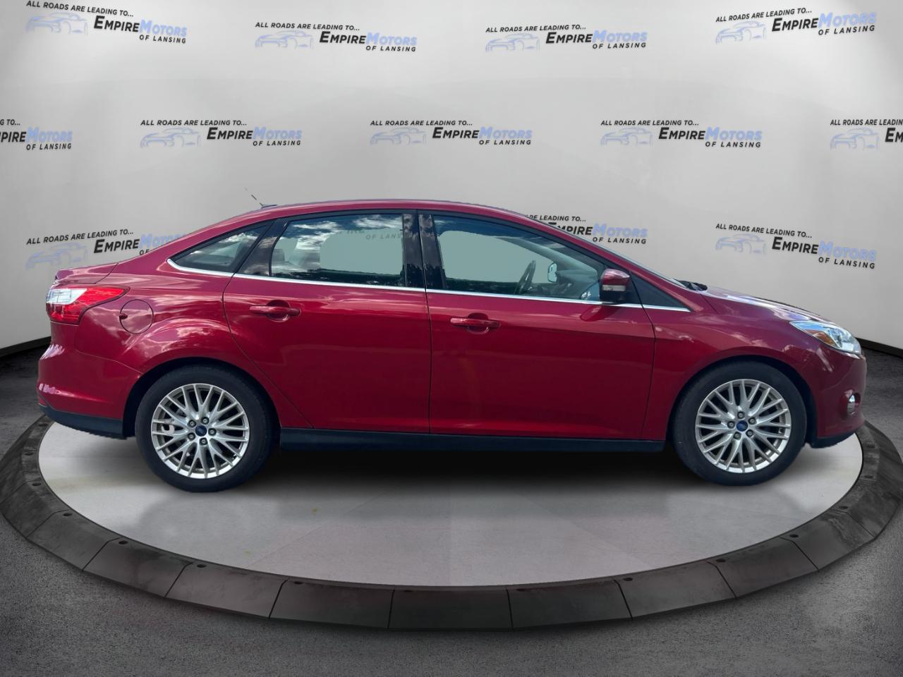 Ford Focus SEL Sedan 2012