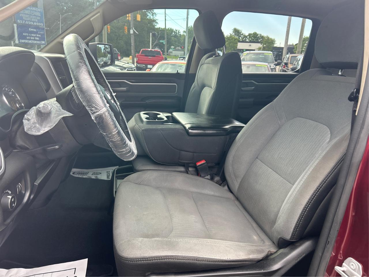 RAM 1500 Big Horn Crew Cab SWB 4WD 2020