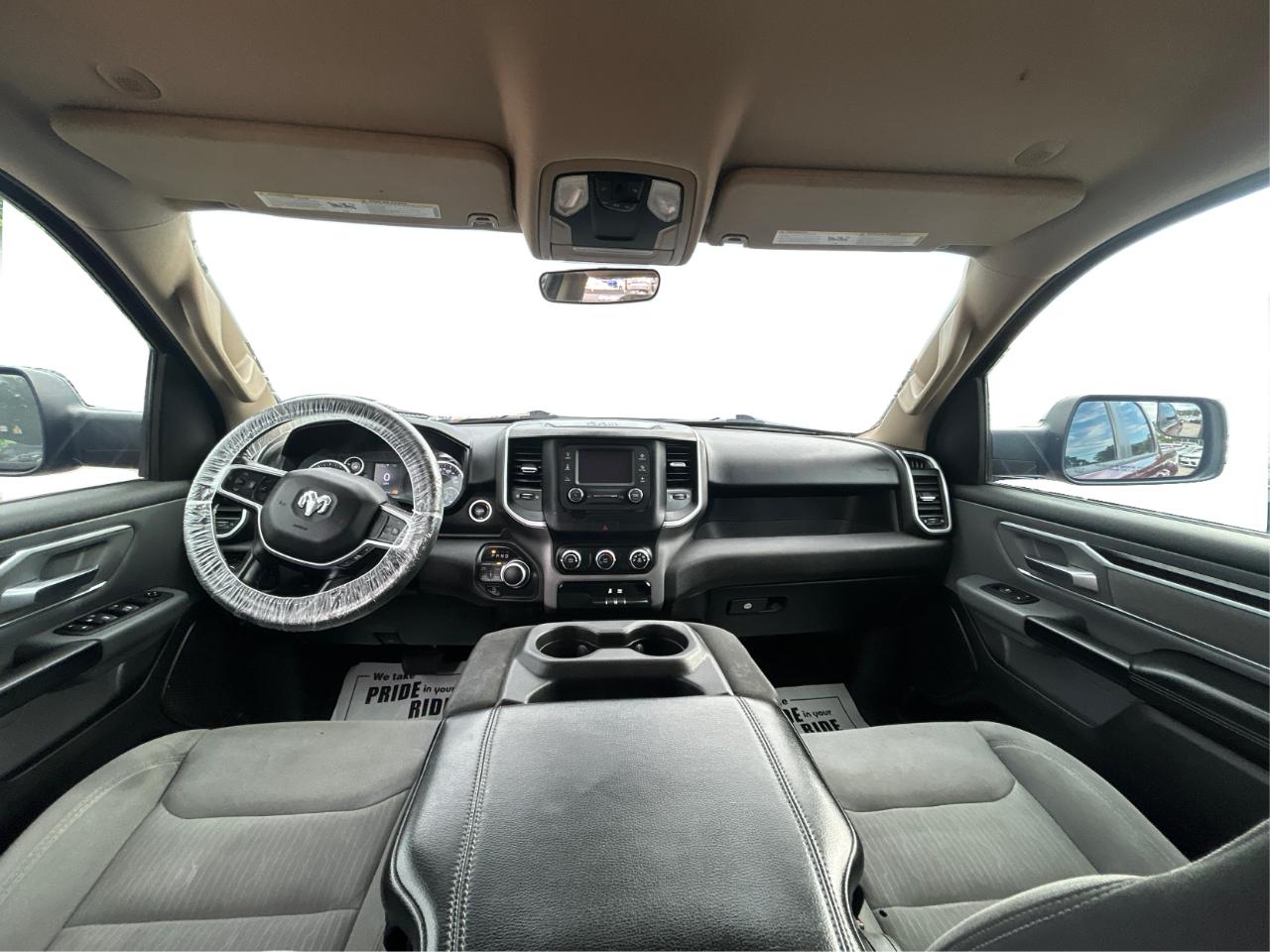 RAM 1500 Big Horn Crew Cab SWB 4WD 2020
