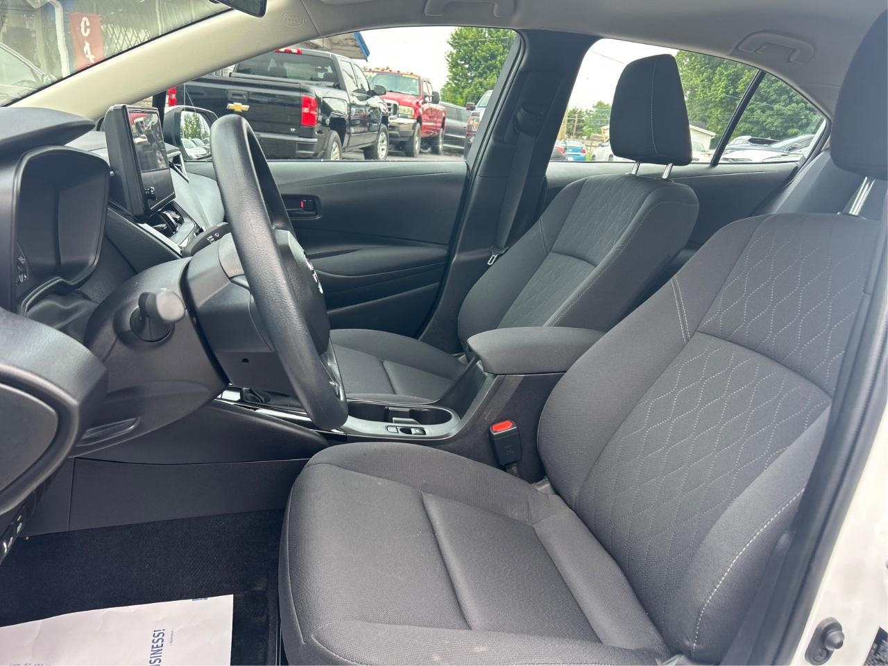 Toyota Corolla LE 2025