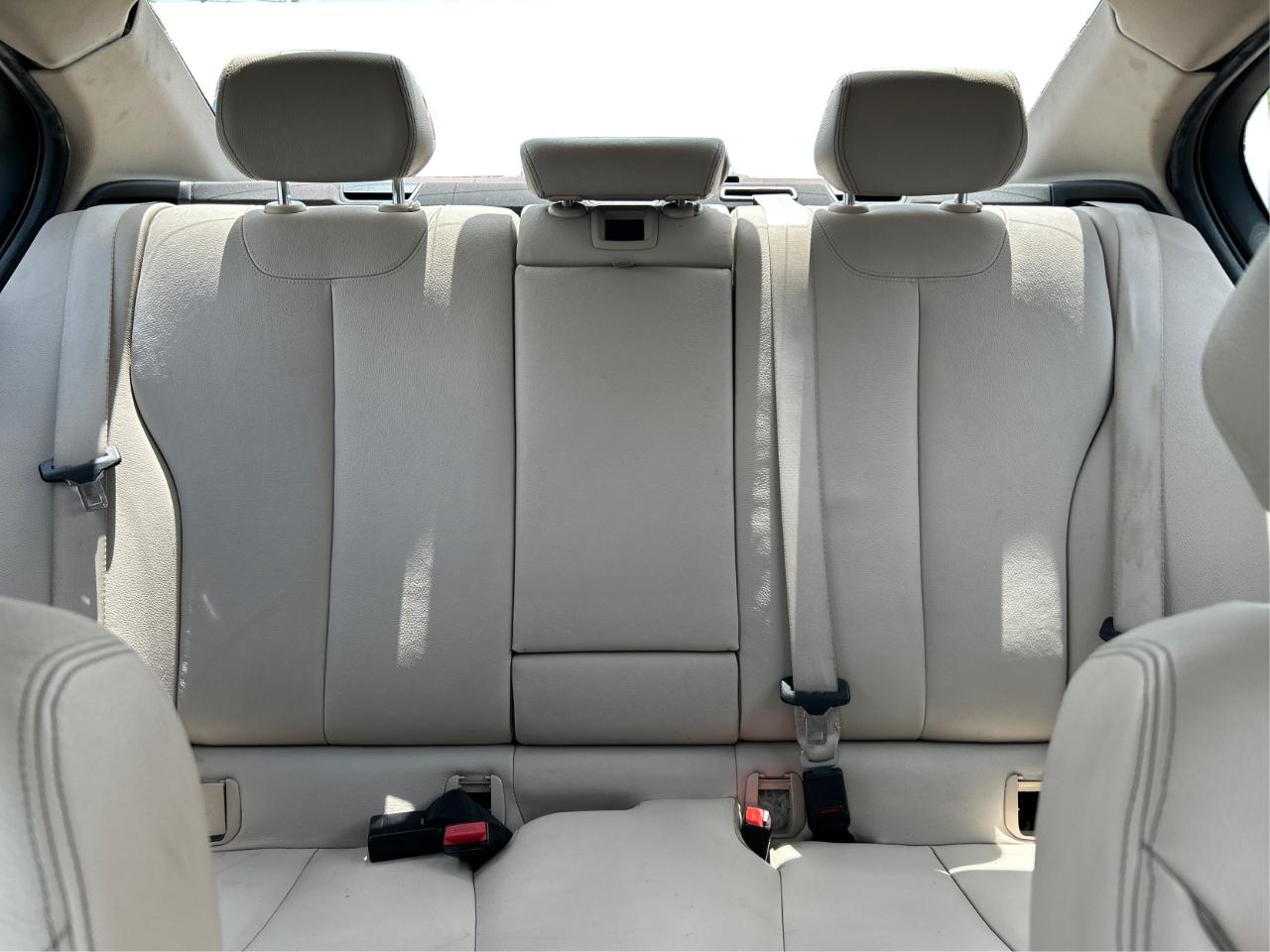 BMW 3-Series 328i xDrive Sedan 2015