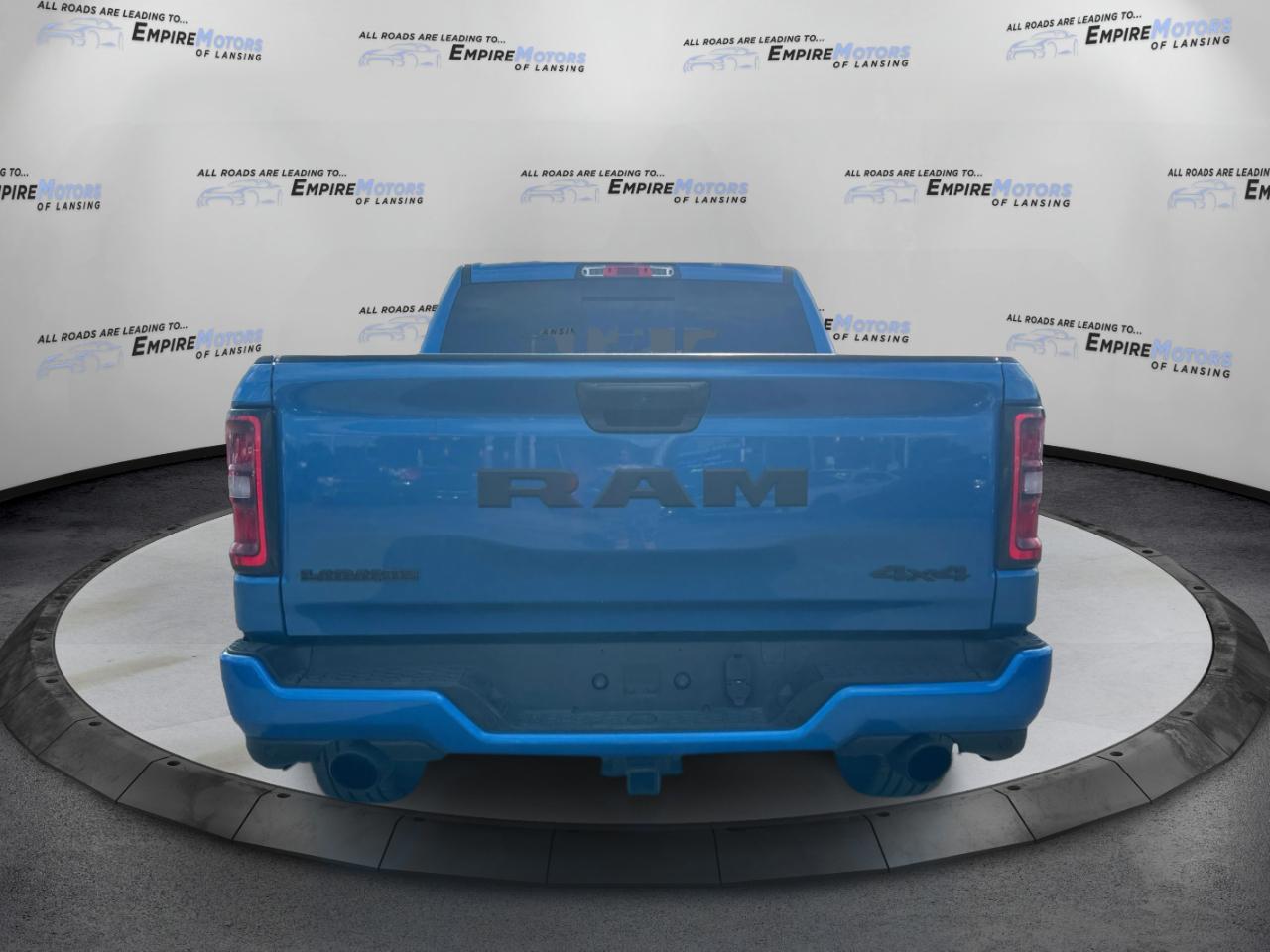 RAM 1500 Laramie Crew Cab SWB 4WD 2025