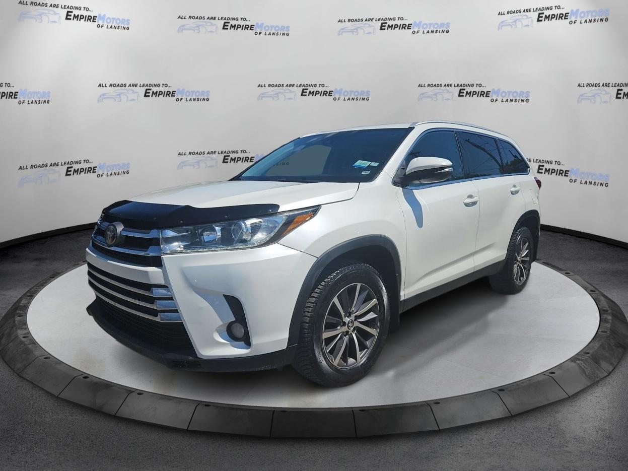 Toyota Highlander XLE AWD V6 2019