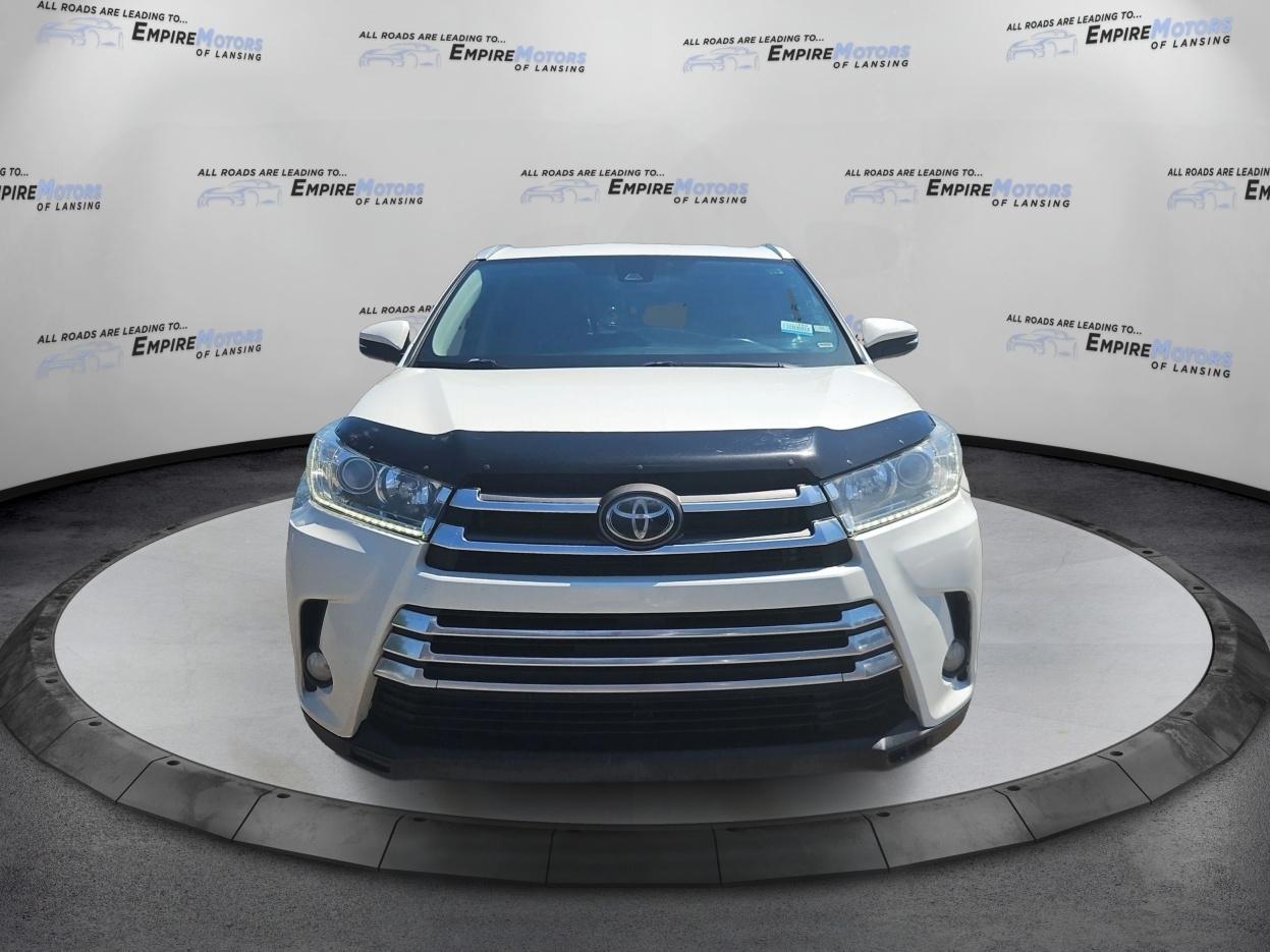 Toyota Highlander XLE AWD V6 2019