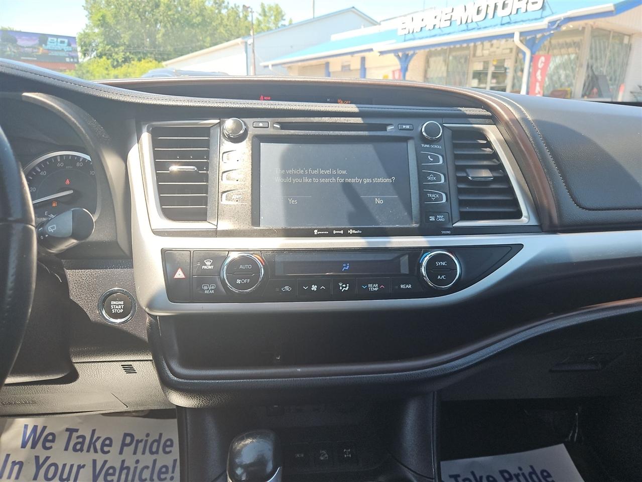Toyota Highlander XLE AWD V6 2019