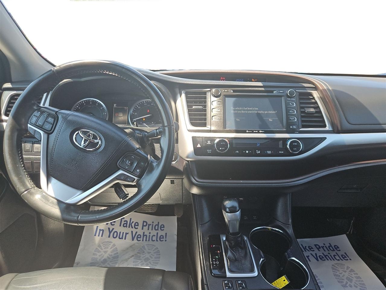 Toyota Highlander XLE AWD V6 2019