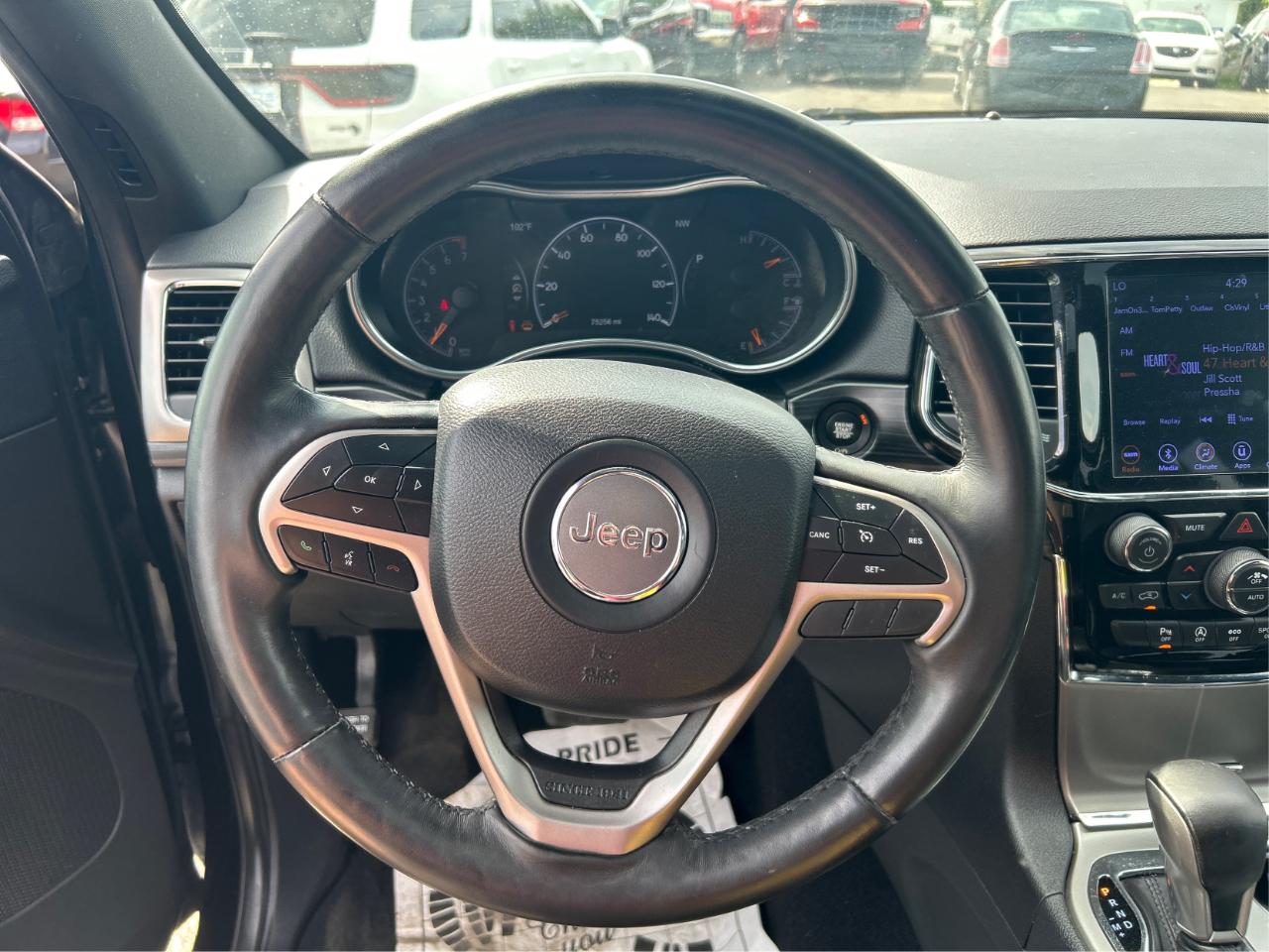 Jeep Grand Cherokee Laredo 4WD 2019