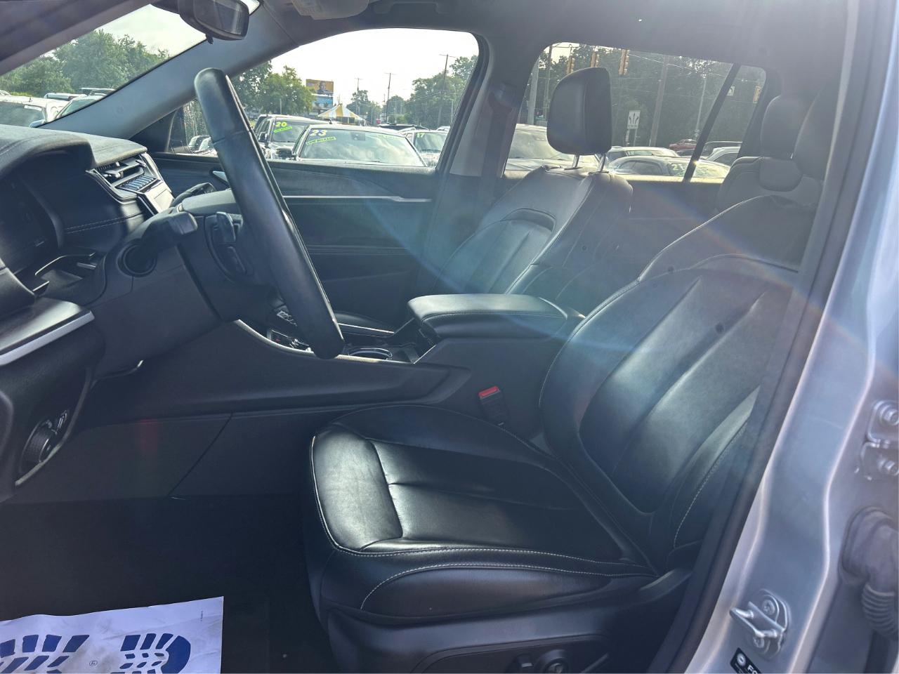 Jeep Grand Cherokee L Limited 4WD 2022