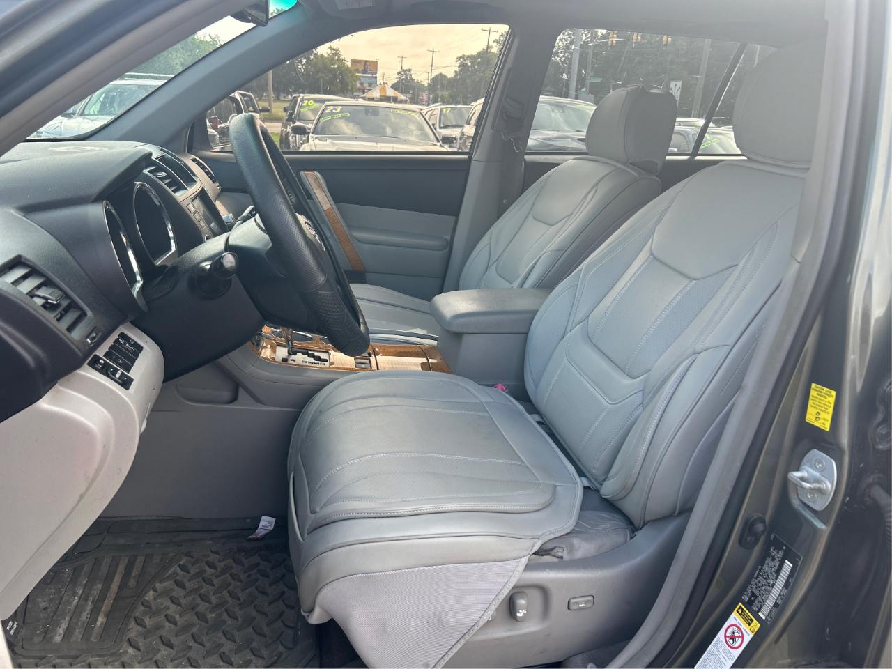 Toyota Highlander Hybrid Limited 4WD 2010