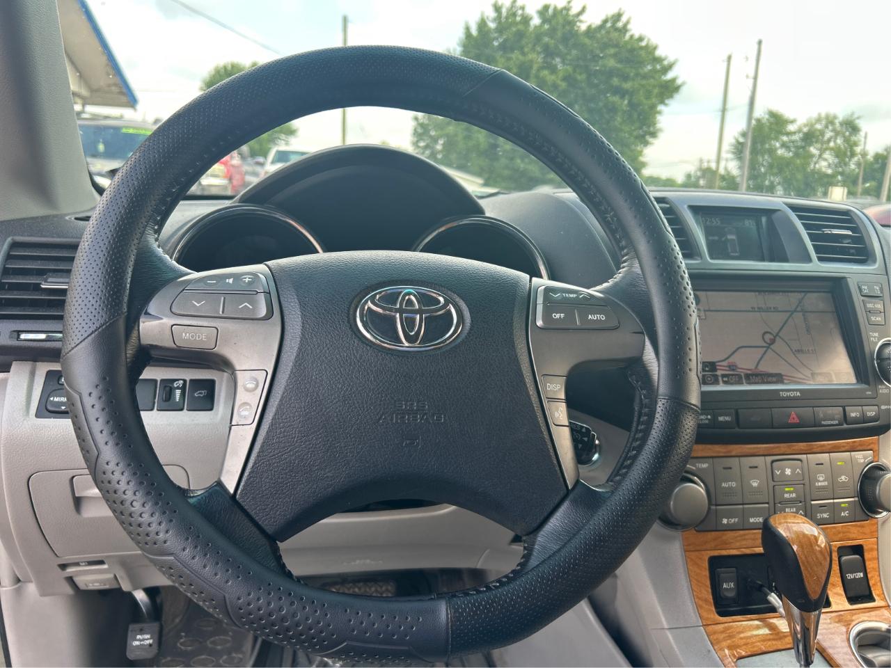 Toyota Highlander Hybrid Limited 4WD 2010