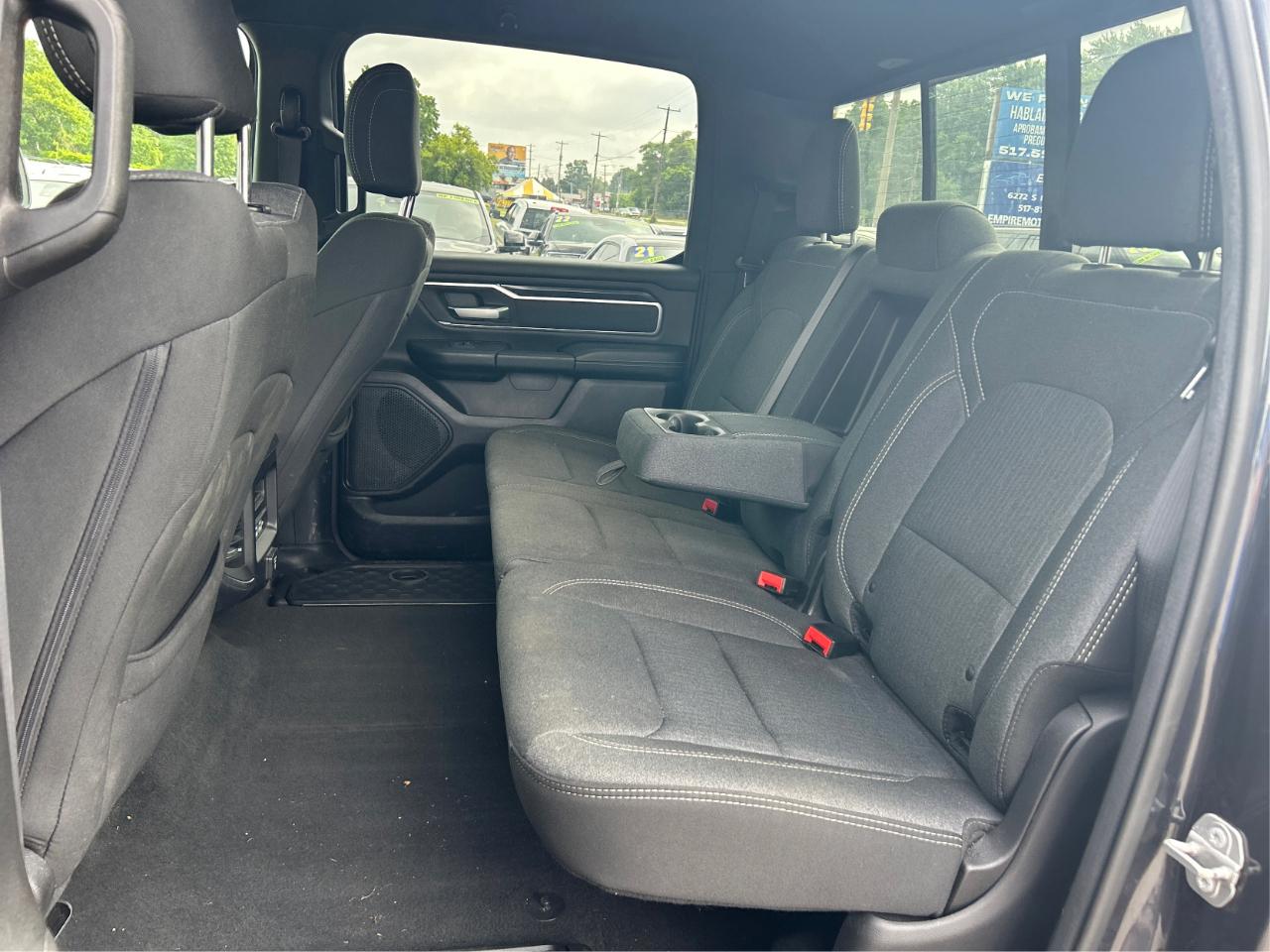 RAM 1500 Big Horn Crew Cab SWB 4WD 2019