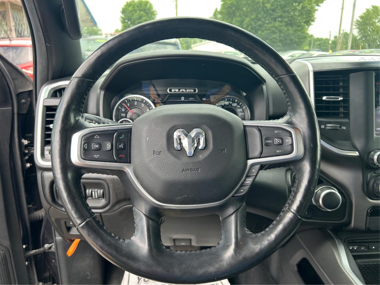 RAM 1500 Big Horn Crew Cab SWB 4WD 2019