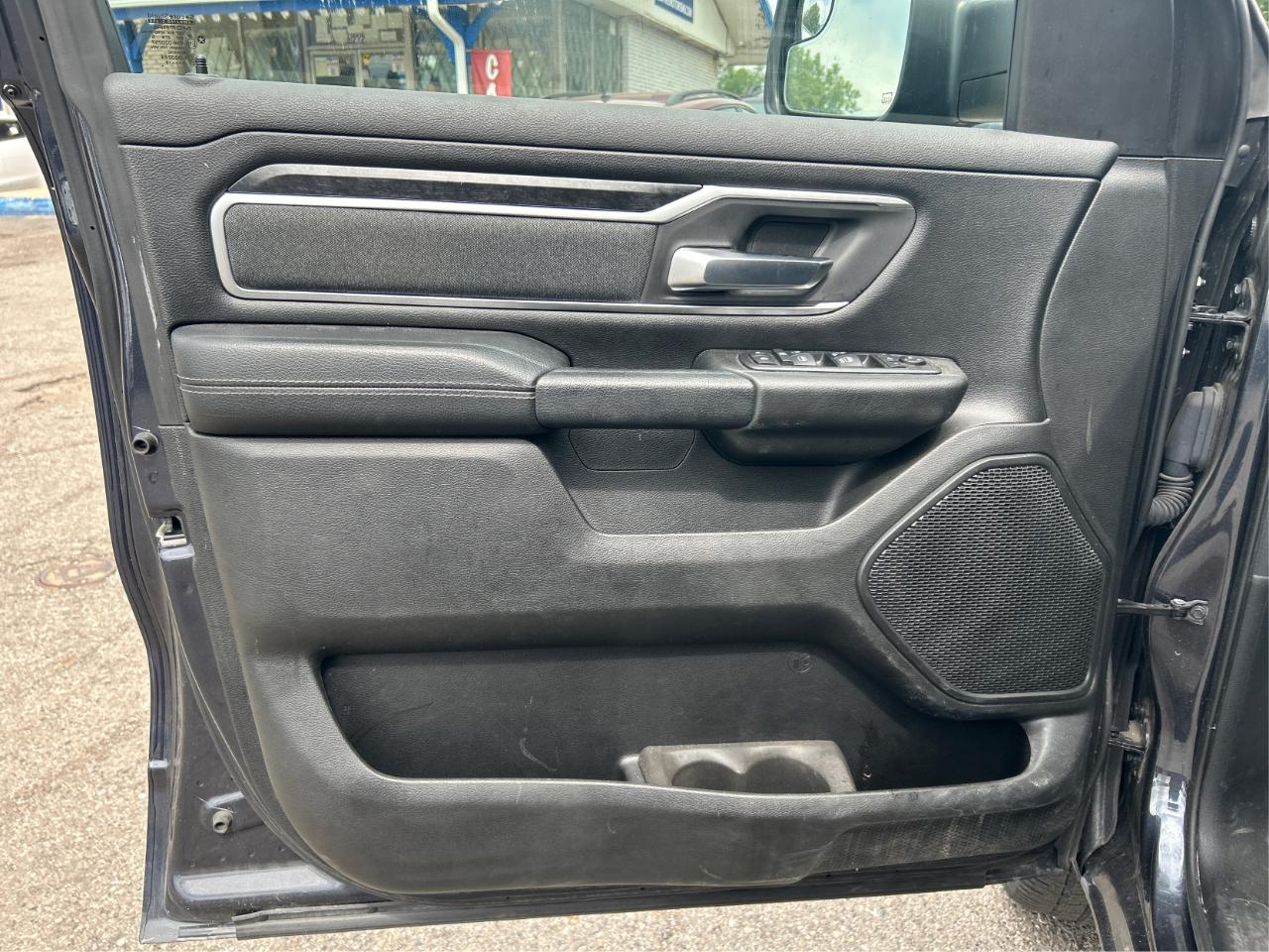 RAM 1500 Big Horn Crew Cab SWB 4WD 2019