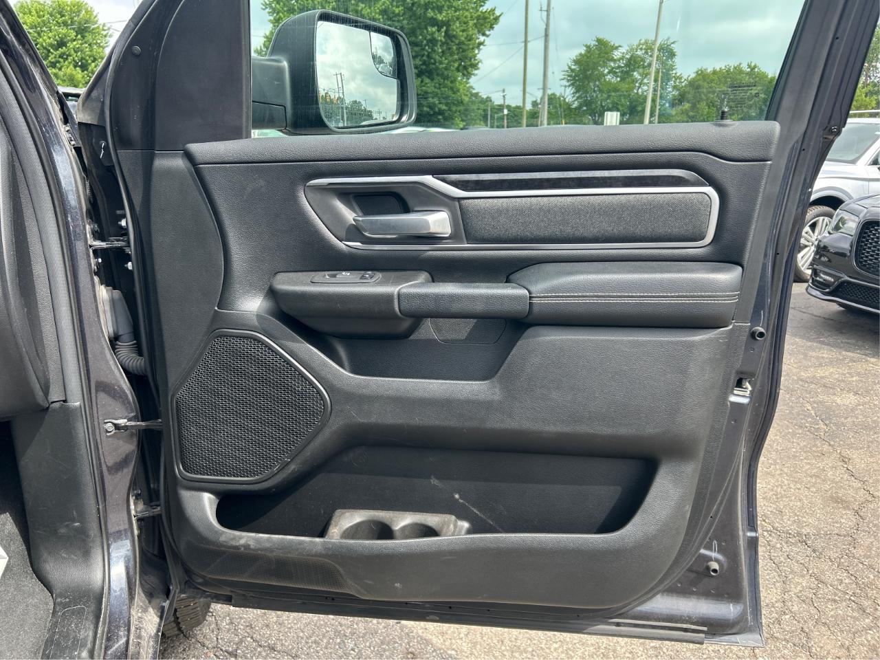 RAM 1500 Big Horn Crew Cab SWB 4WD 2019