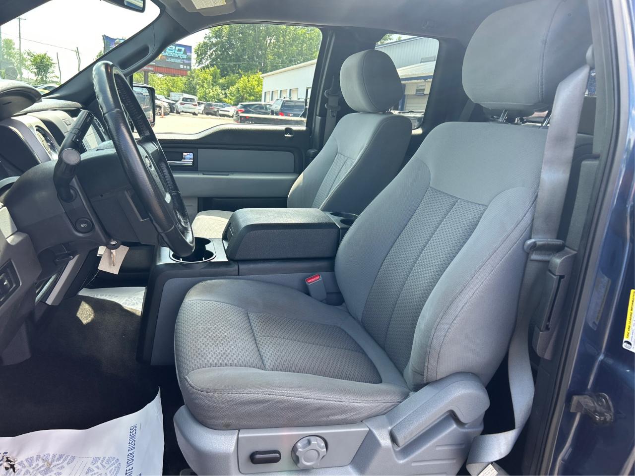 Ford F-150 XLT SuperCab 8-ft. Bed 4WD 2013