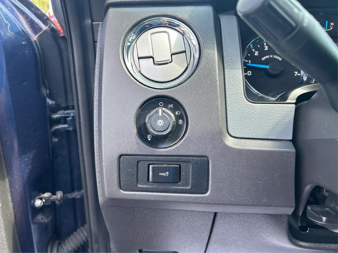 Ford F-150 XLT SuperCab 8-ft. Bed 4WD 2013