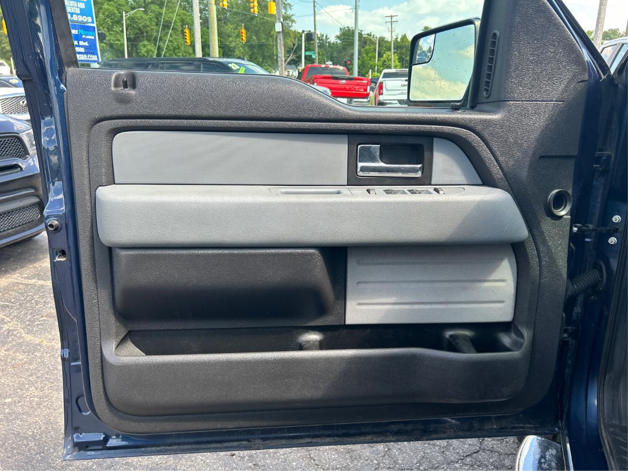 Ford F-150 XLT SuperCab 8-ft. Bed 4WD 2013