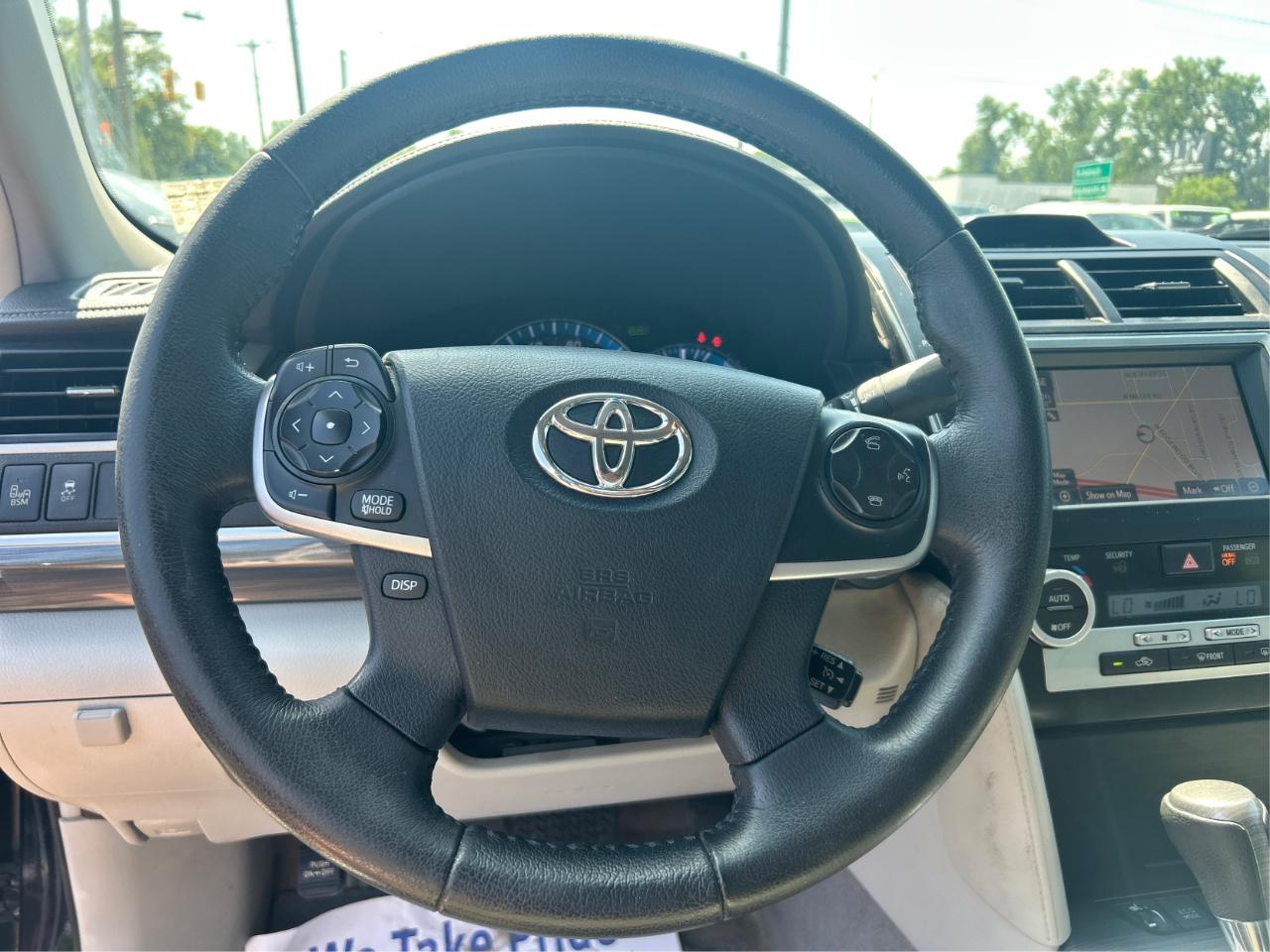 Toyota Camry Hybrid LE 2012