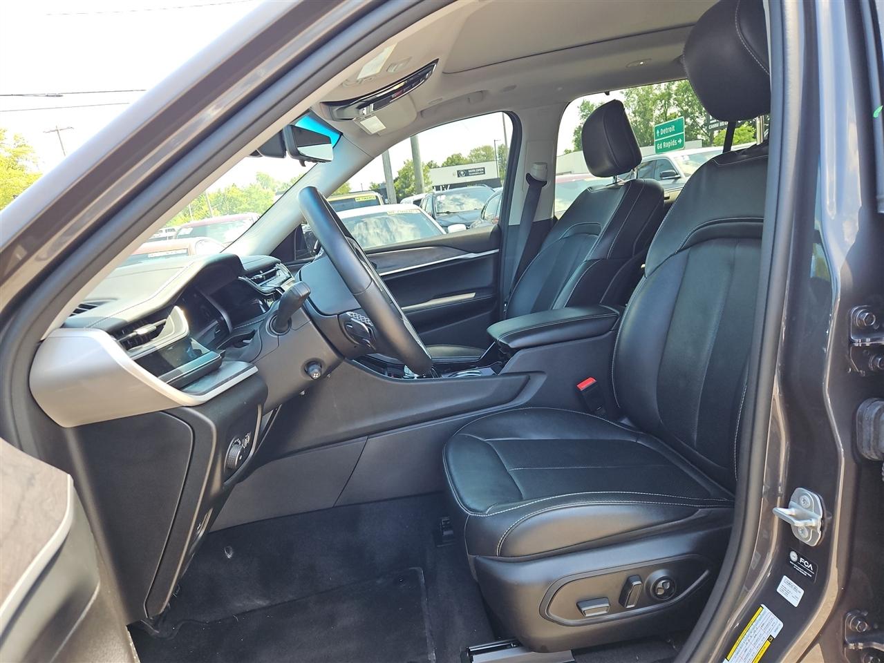 Jeep Grand Cherokee L Limited 4WD 2022