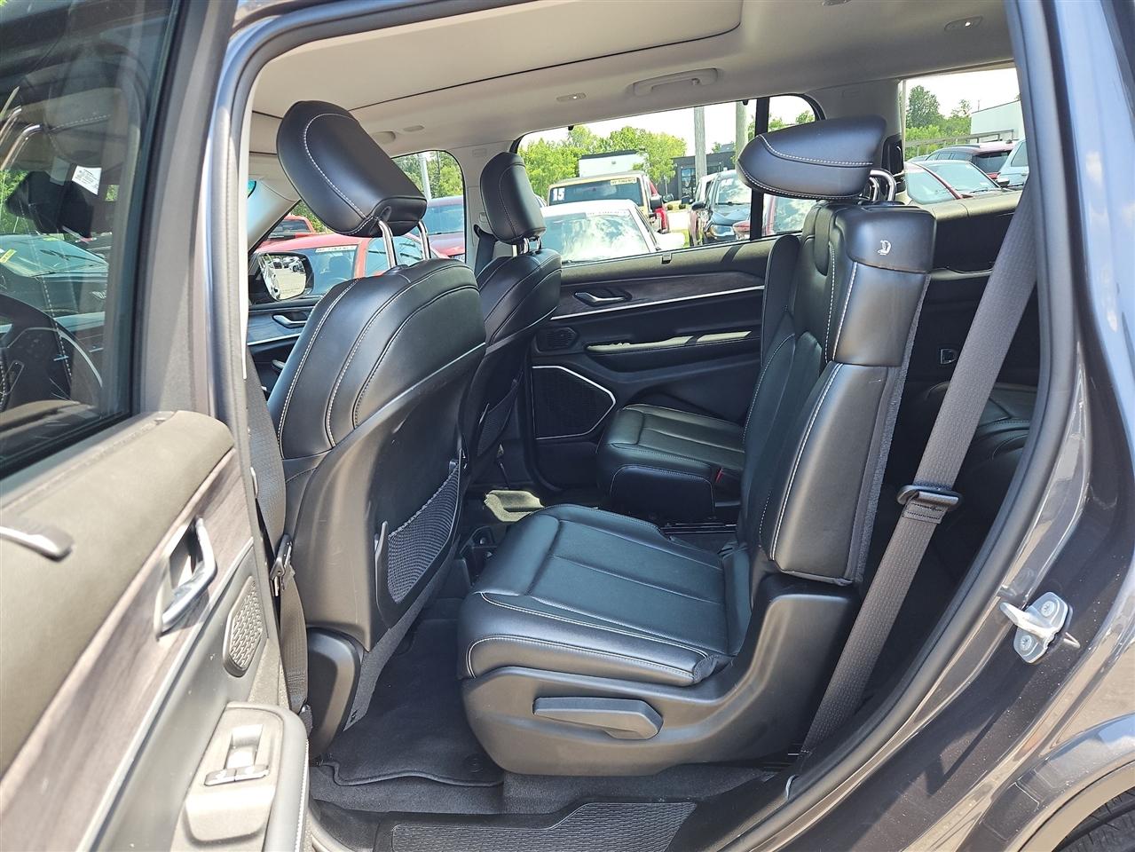Jeep Grand Cherokee L Limited 4WD 2022