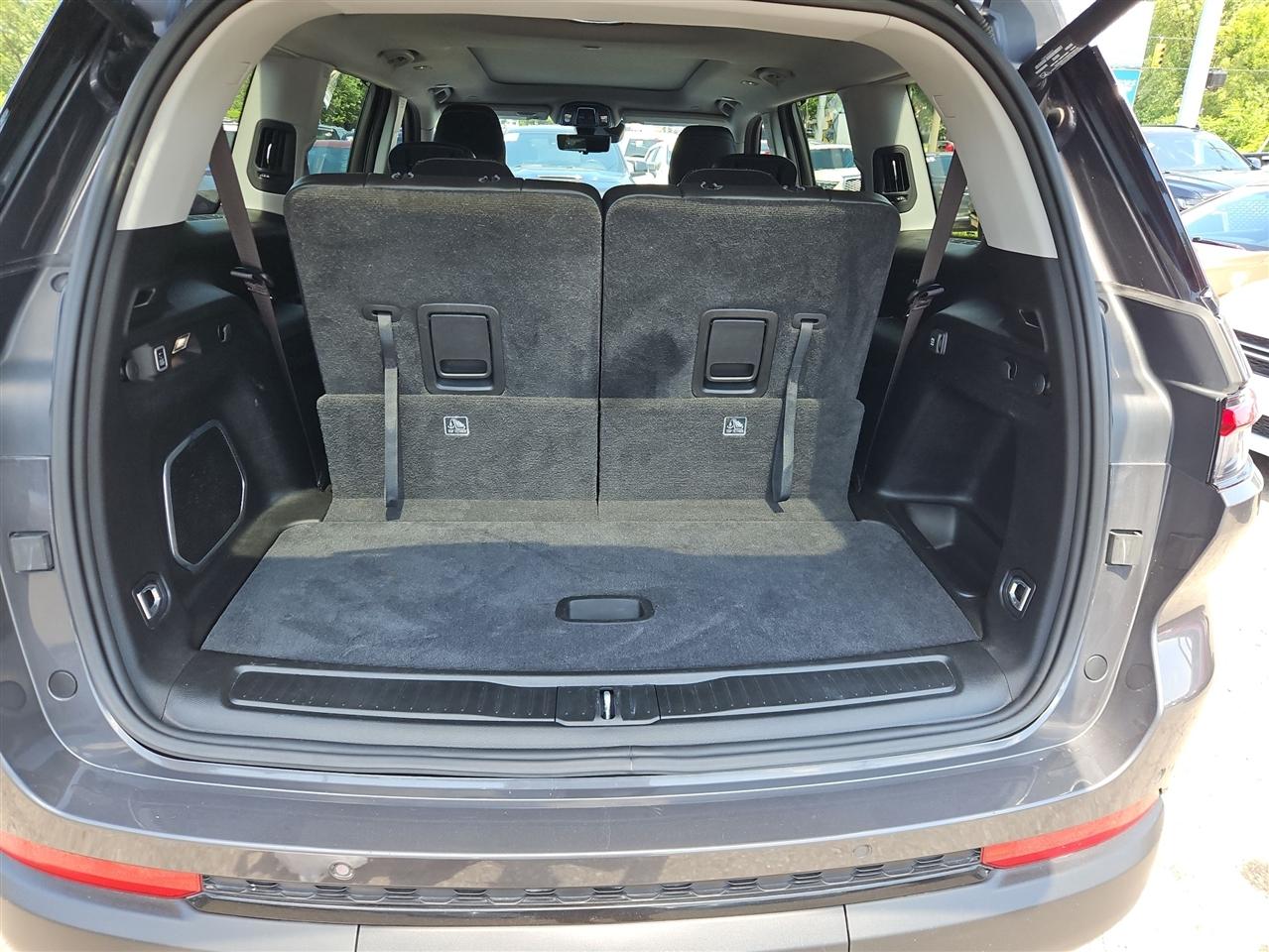 Jeep Grand Cherokee L Limited 4WD 2022