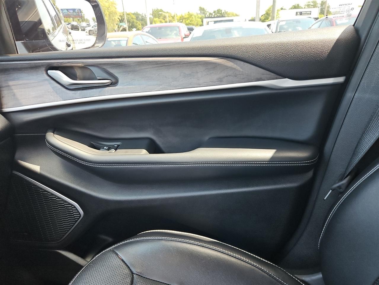 Jeep Grand Cherokee L Limited 4WD 2022