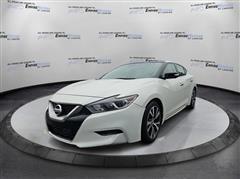 2017 Nissan Maxima 
