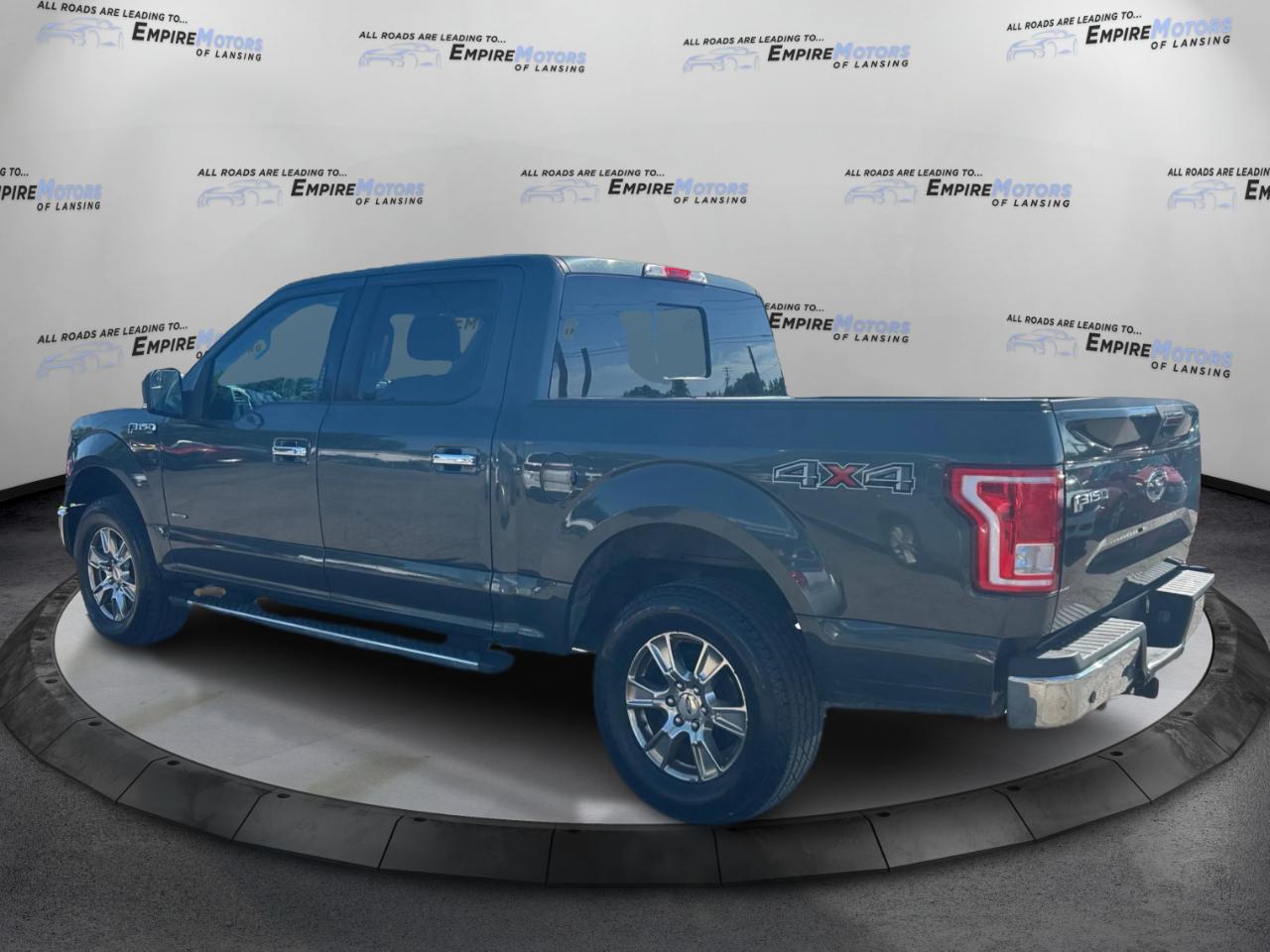 Ford F-150 XL SuperCrew 5.5-ft. Bed 4WD 2015