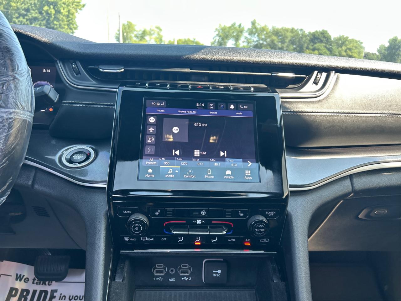 Jeep Grand Cherokee Laredo 4WD 2022