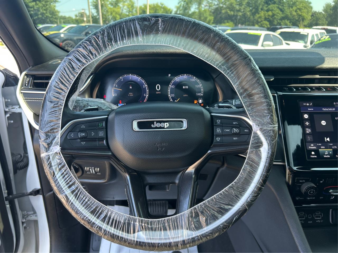Jeep Grand Cherokee Laredo 4WD 2022