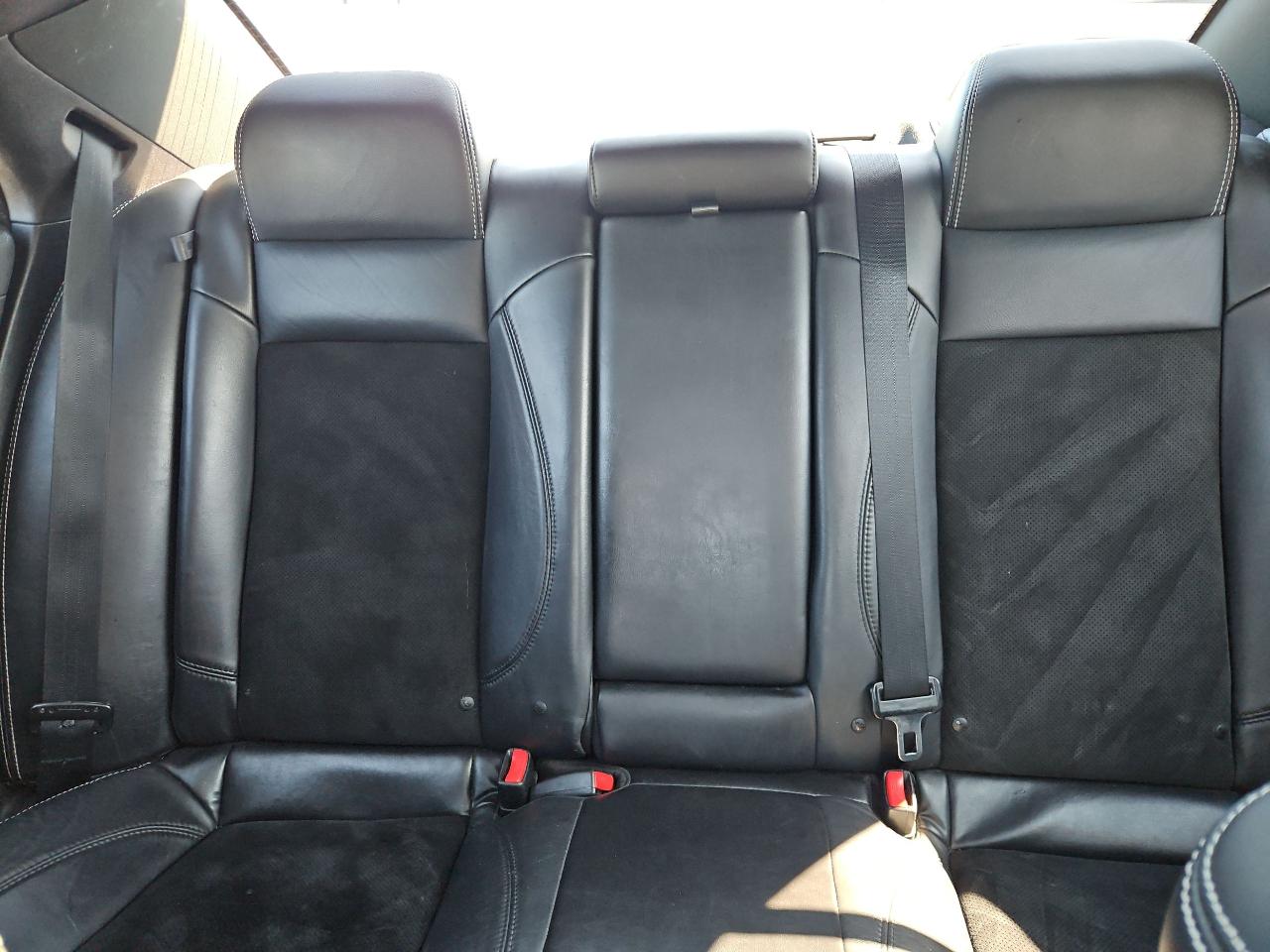 Chrysler 300  2012