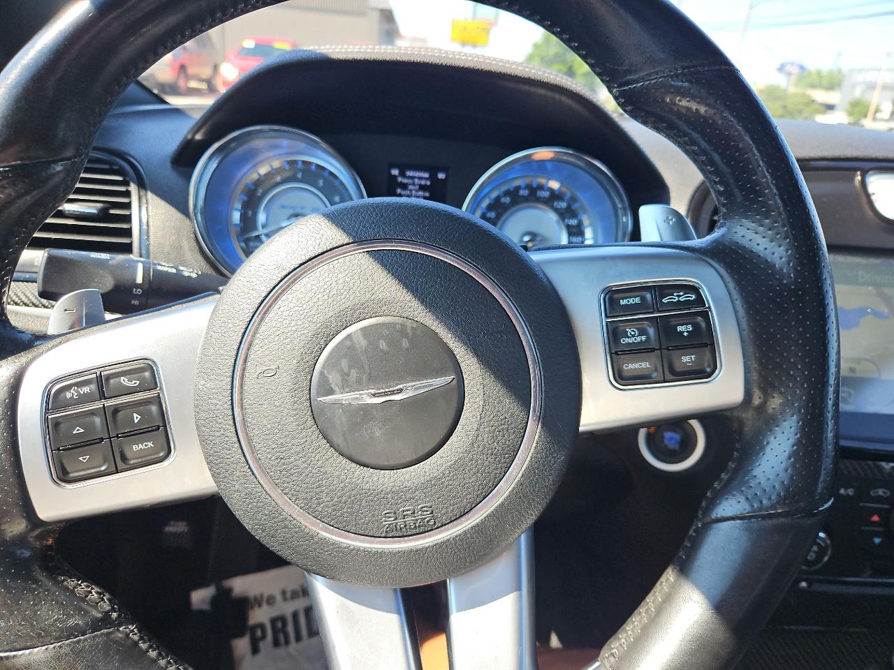 Chrysler 300  2012