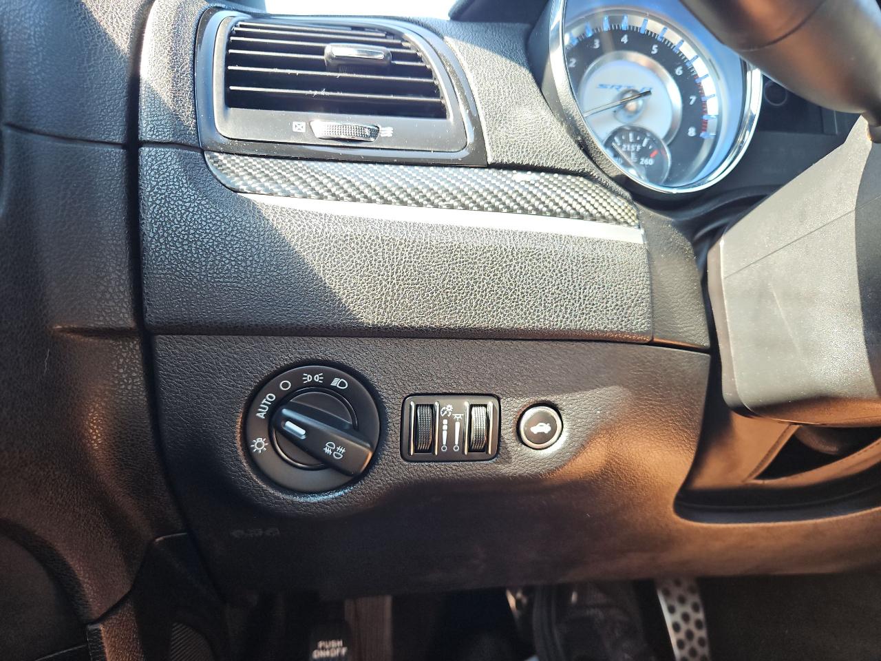 Chrysler 300  2012