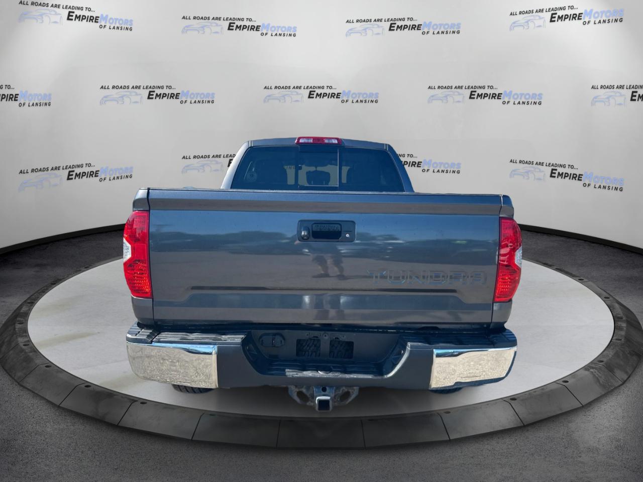 Toyota Tundra SR5 5.7L V8 Double Cab 4WD 2016
