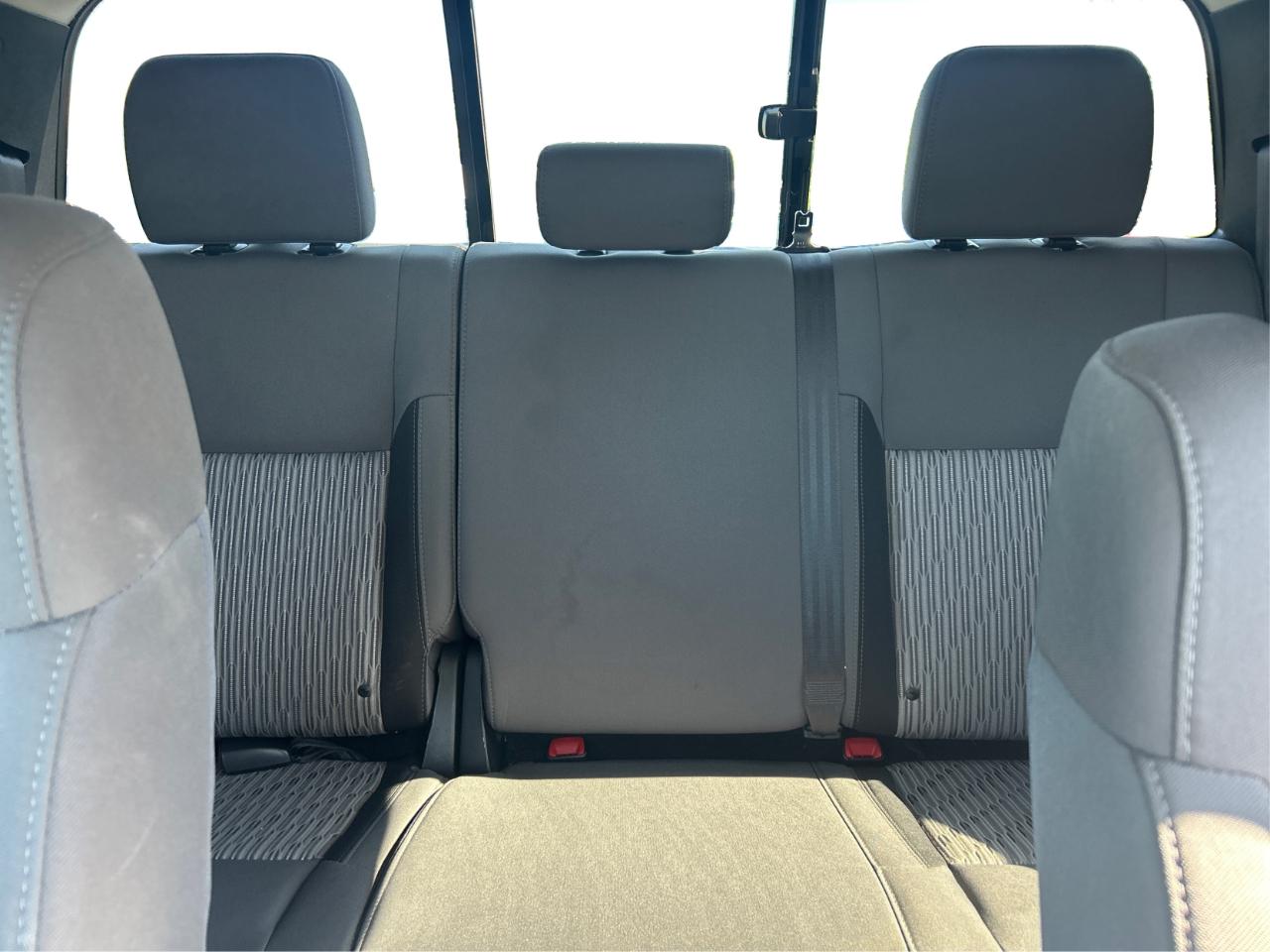Toyota Tundra SR5 5.7L V8 Double Cab 4WD 2016
