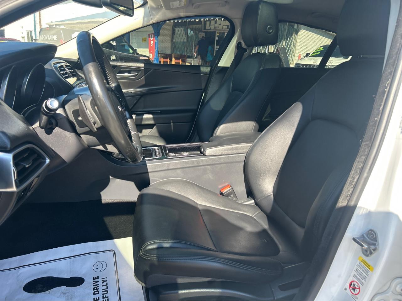 Jaguar XE 25t 2018