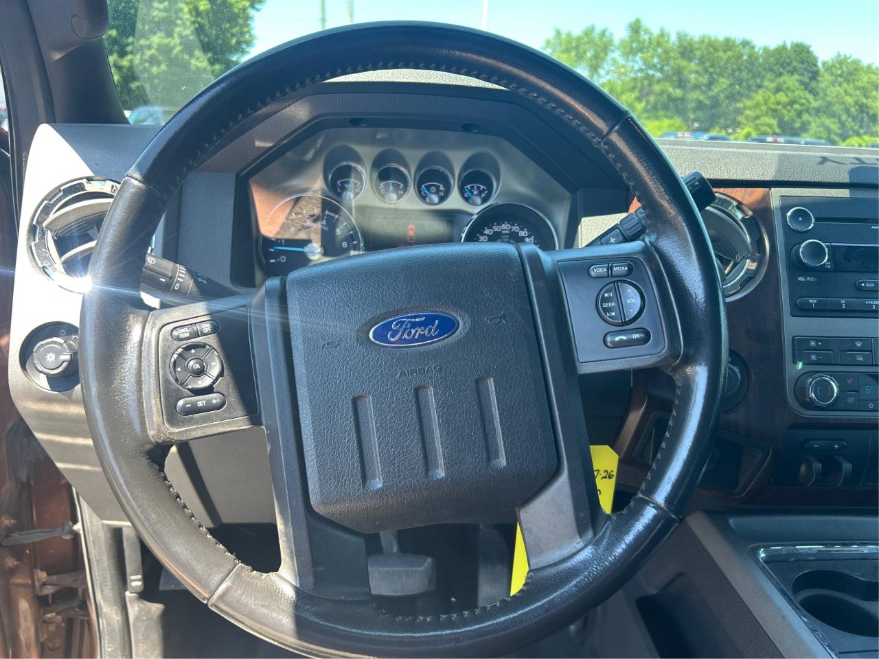 Ford F-250 SD XLT Crew Cab Long Bed 4WD 2011