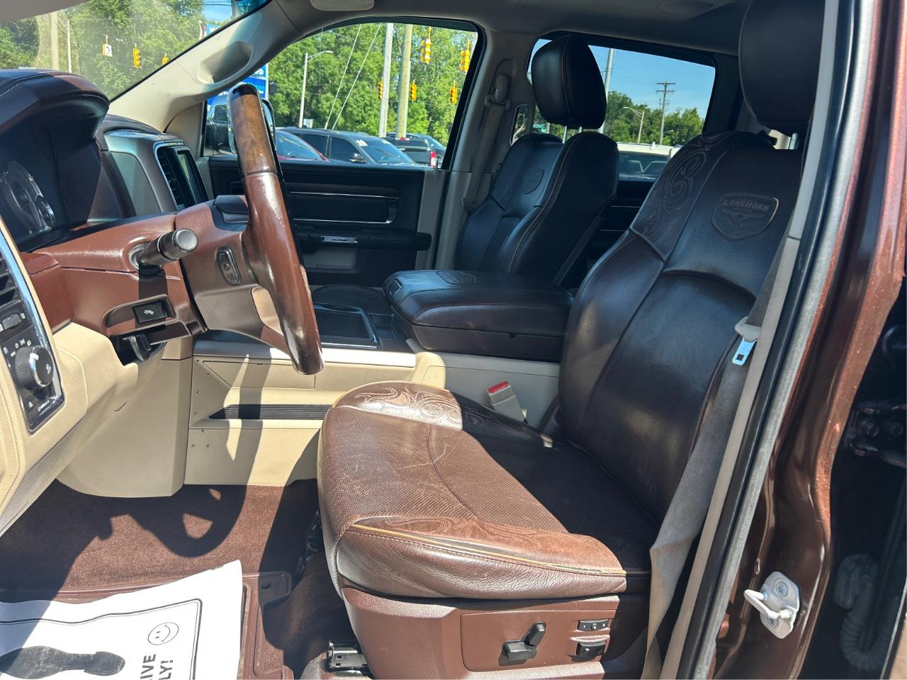 RAM 1500 Longhorn Crew Cab LWB 4WD 2015